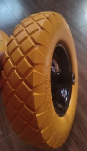 Колесо для тачки поліуретанове 4х8'' з квадратним малюнком протектора СИЛА