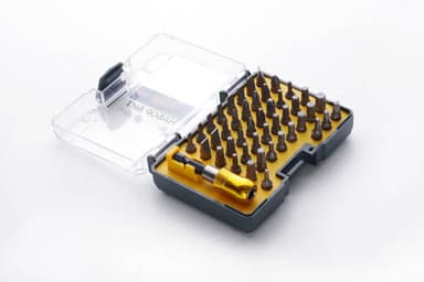 Набір 44 біти 1/4 + бітотримач CrV (пластиковий кейс) СИЛА