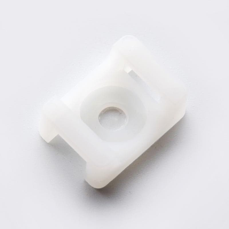 APRO Майданчик 15х10х7 мм для кабельної стяжки до 5 мм з отвором (пач. 100 шт.)