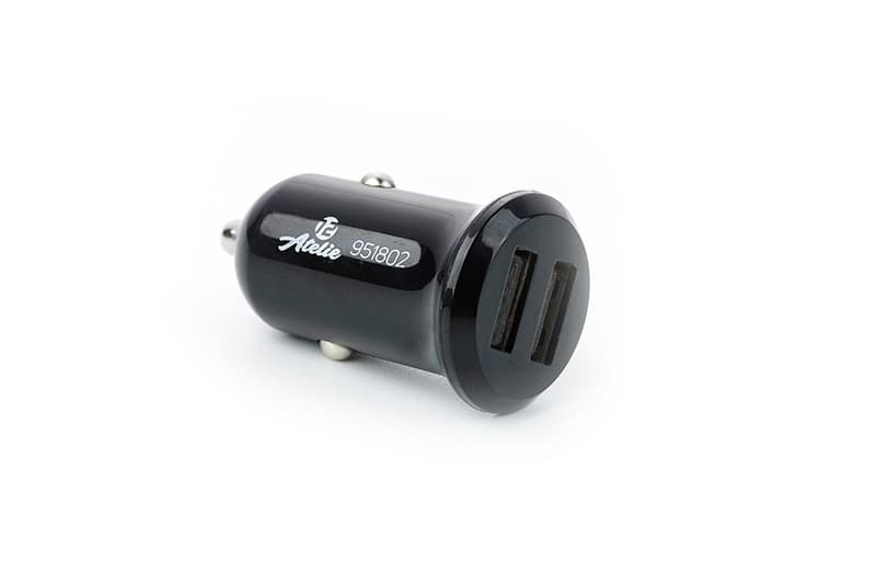 12 ATELIE Автомобільний зарядний пристрій КОМПАКТ 2 USB (12 / 24V - 5V 2,1A) чорний